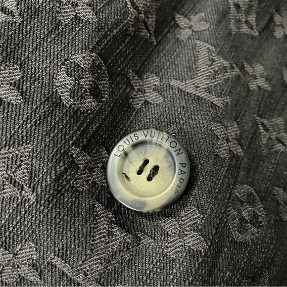 Louis Vuitton denim coat - Picture 5 of 16